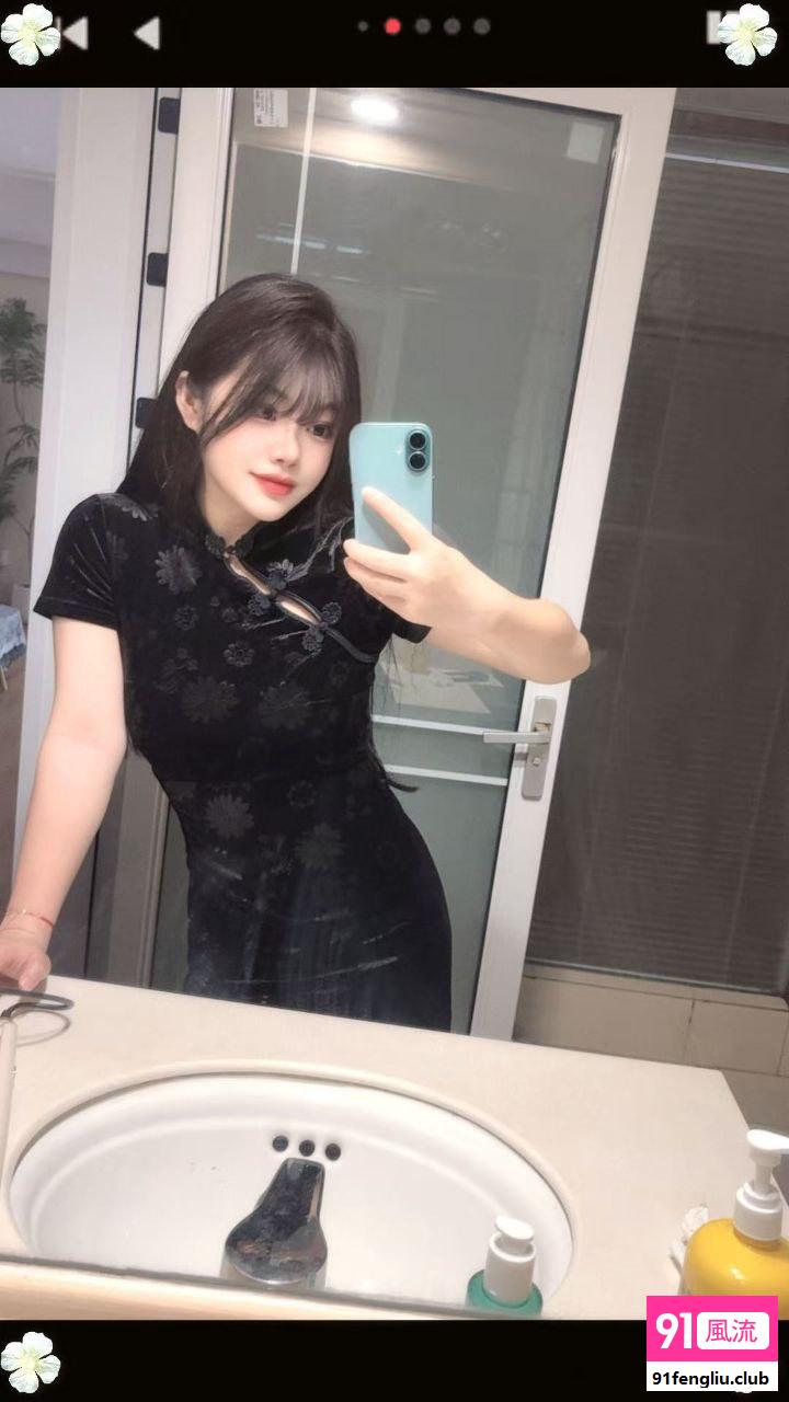 白虎御姐制服SPA